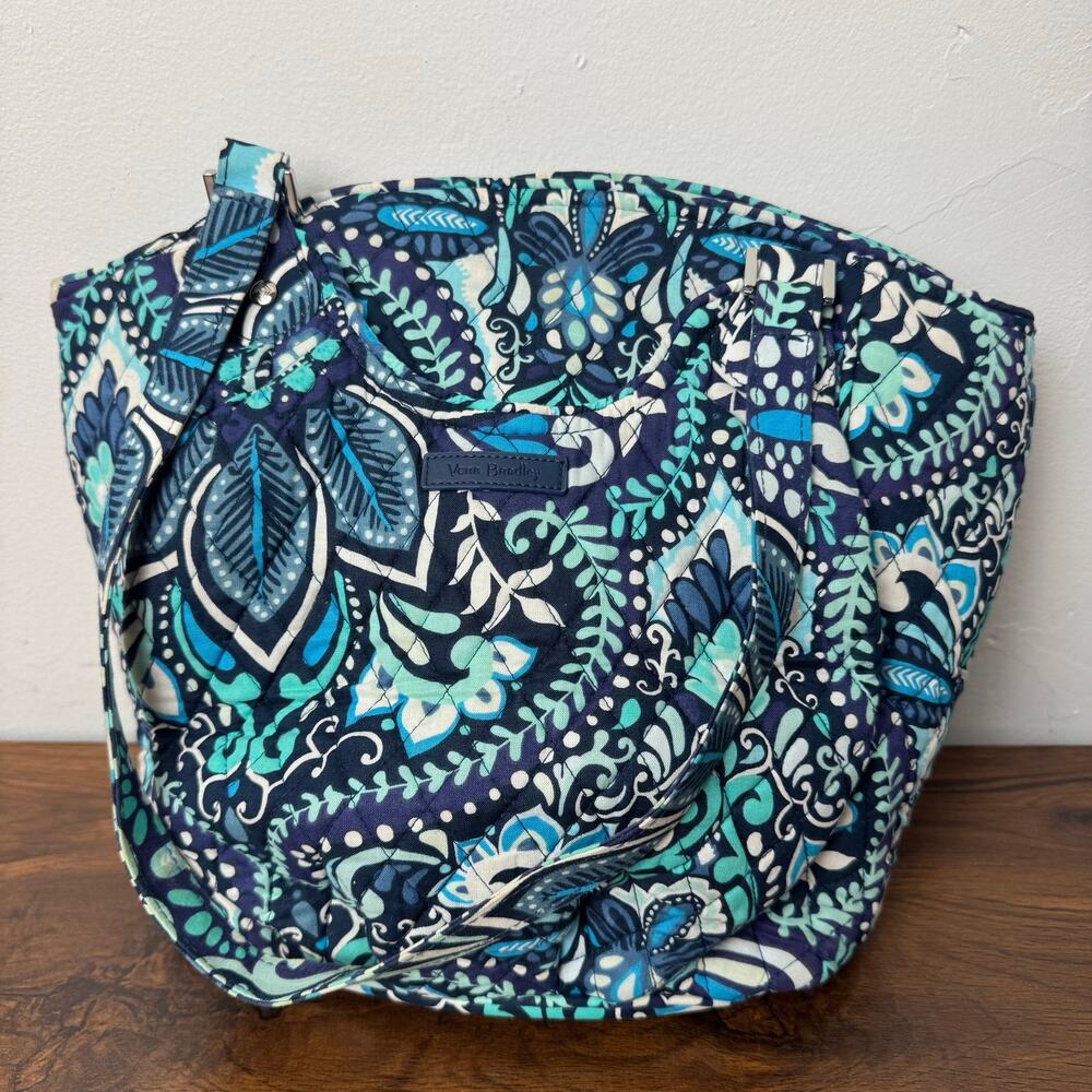 Vera Bradley Blue Green Floral‎ Quilted Tote Bag Zip Top Shoulder Purse